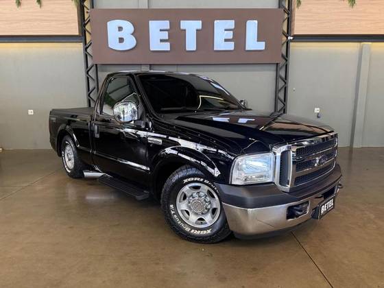 FORD F-250 3.9 XL S DUTY 4X2 CS DIESEL 2P MANUAL